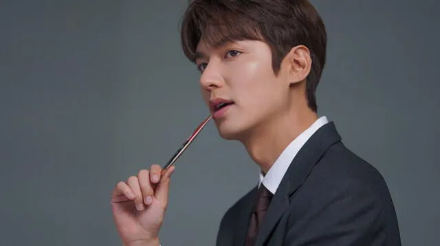 Lee Min Ho en detrás de escena para CF. Foto: MYM vía Naver Lee Min Ho en detrás de escena para CF. Foto: MYM vía Naver