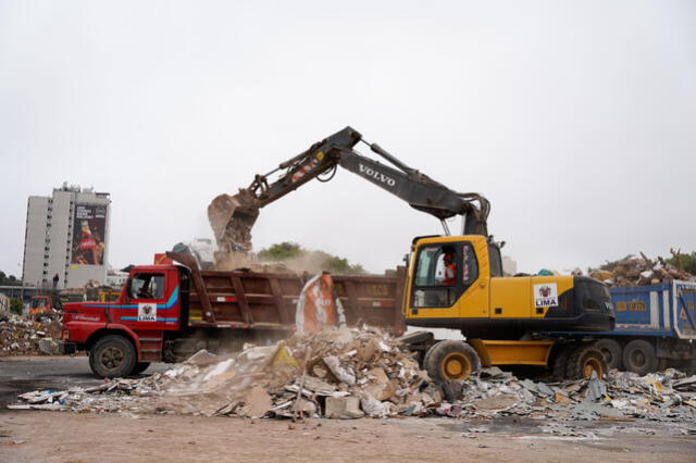 Municipalidad de Lima continúa con demoliciones para la Vía Expresa Sur. Foto: MML Municipalidad de Lima continúa con demoliciones para la Vía Expresa Sur. Foto: MML