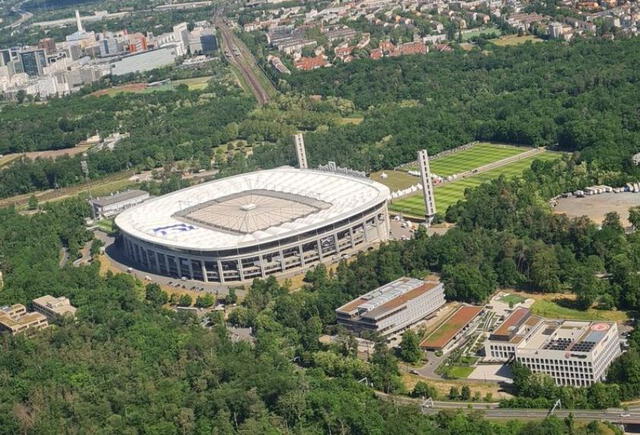 Vista del estadio donde se realizará el Kpop Flex 2022, Frankfurt. Foto: vía Twitter Vista del estadio donde se realizará el Kpop Flex 2022, Frankfurt. Foto: vía Twitter