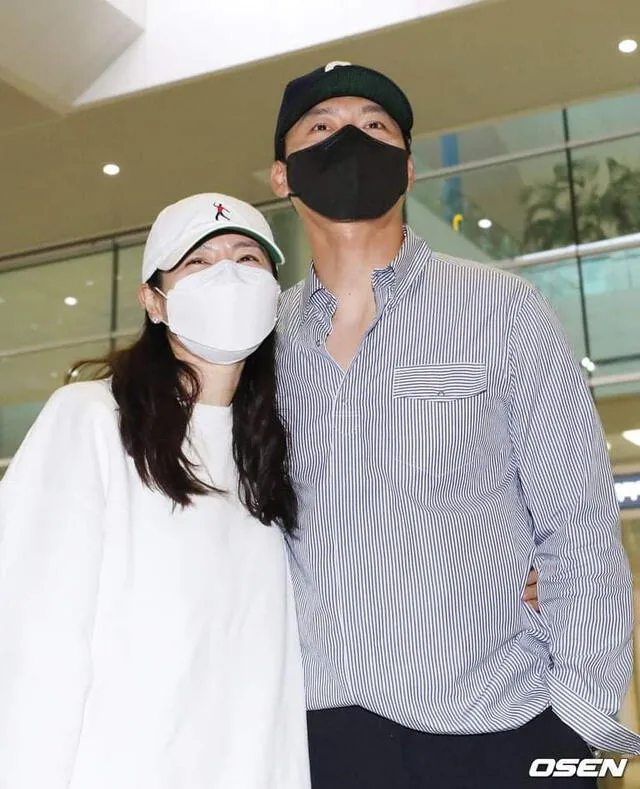 Hyun Bin y Son Ye Jin de regreso en Corea. Foto: OSEN Hyun Bin y Son Ye Jin de regreso en Corea. Foto: OSEN